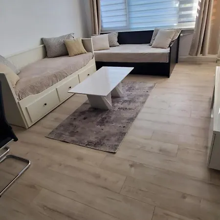 2 Bdrm In - Lulin